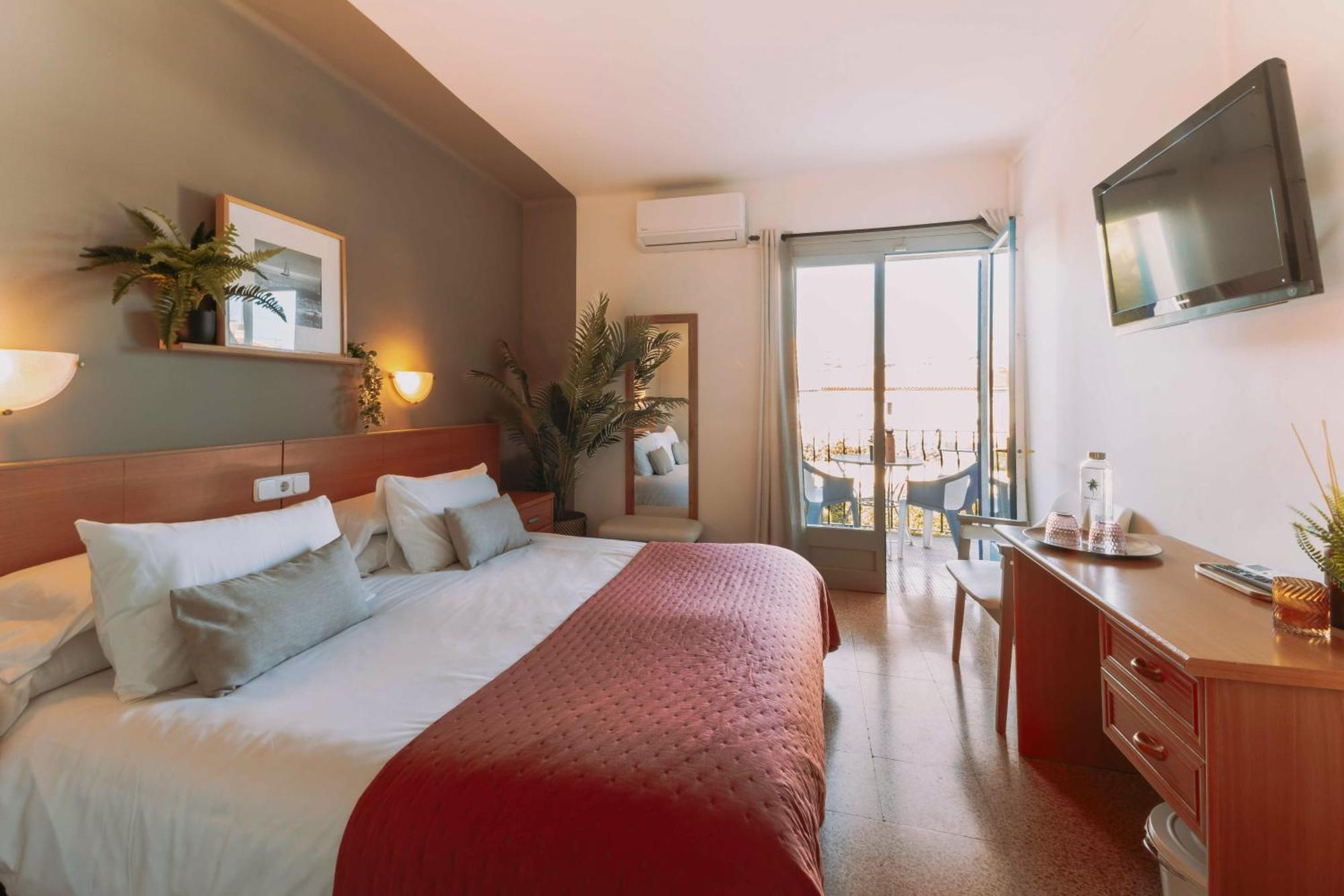 Hotel Bell Repos Платья-де-Аро Экстерьер фото